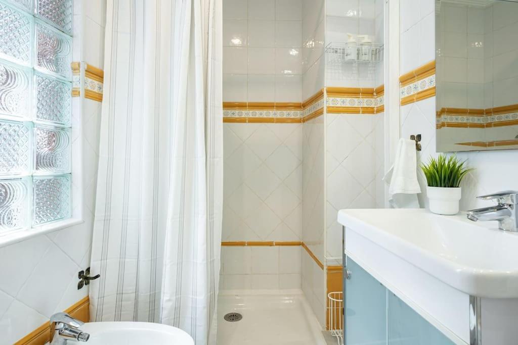 Apartamento Chary Appartement Gijón Buitenkant foto
